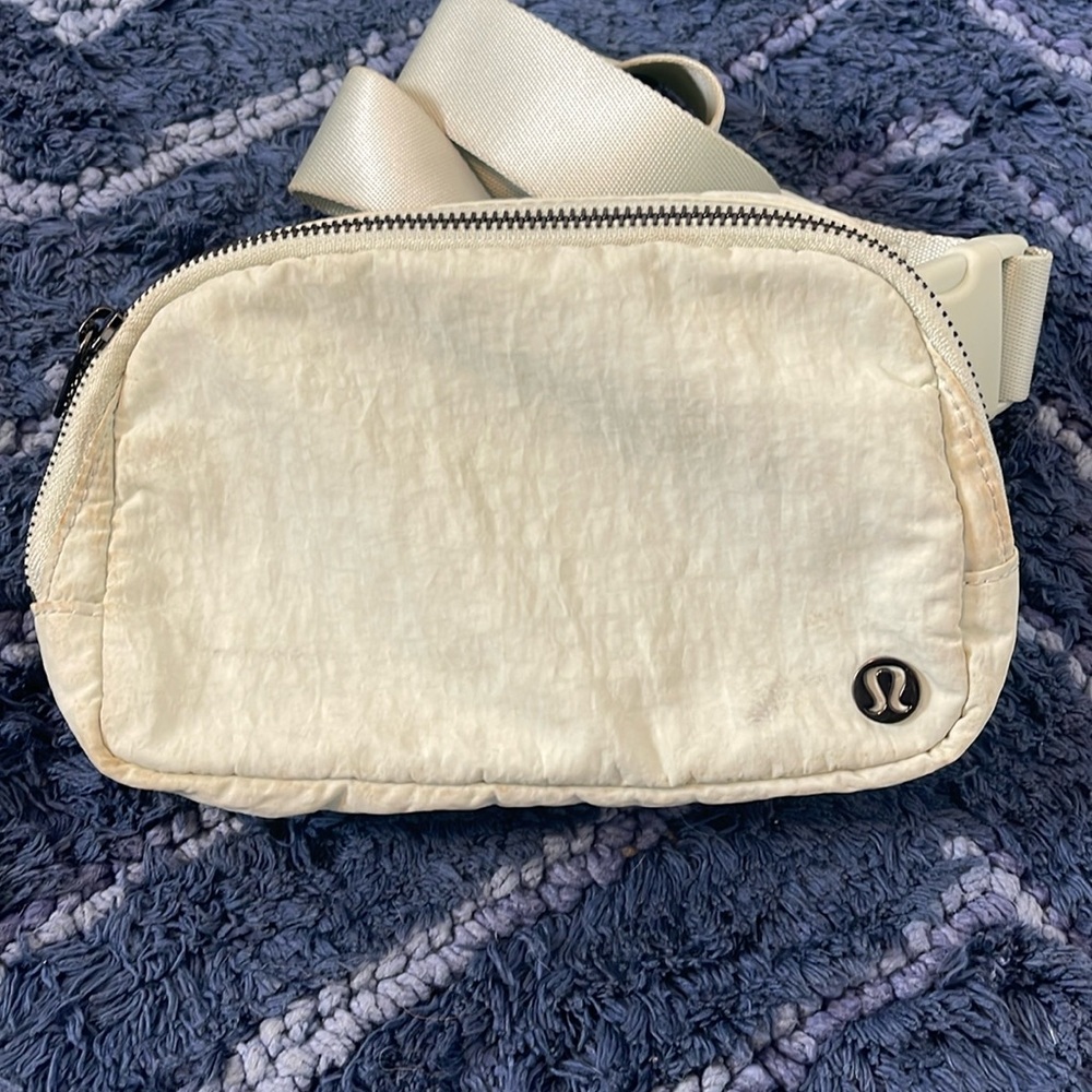 Lululemon Fanny pack